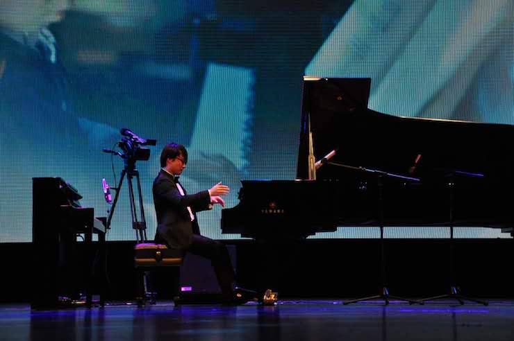 俄罗斯专享会艺术家宋思衡“80后的时光机”多媒体音乐会内蒙古巡演圆满落幕