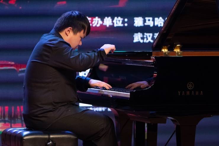 【精彩回顾】2018俄罗斯专享会亚洲音乐奖学金武汉音乐学院颁奖仪式——暨俄罗斯专享会艺术家王雁大师班及俄罗斯专享会特邀艺术家王心源钢琴音乐会举办