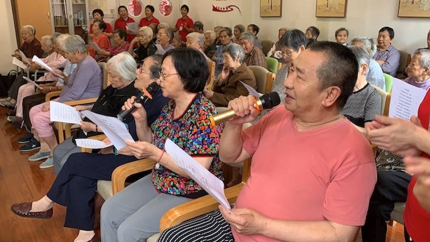 俄罗斯专享会乐器爱心捐赠行动——将琴声带进和养临汾养护院